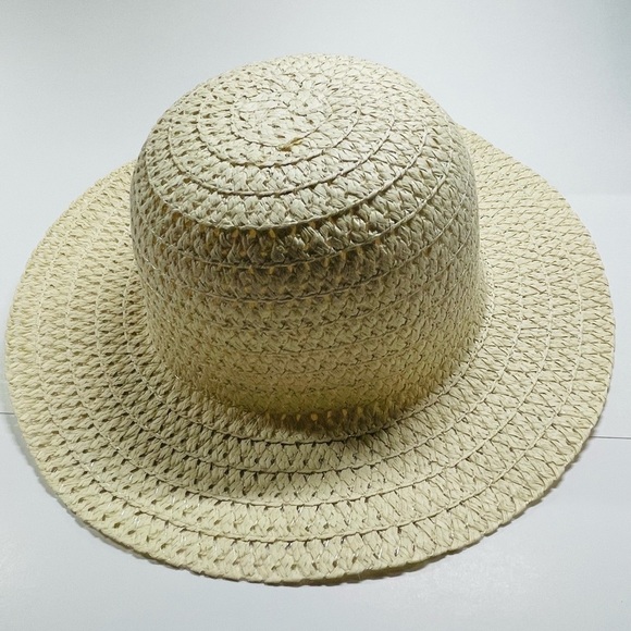 Source Unknown Accessories - 𝅺straw hat for Spring Summer. Ready to dress up for Easter. 7” width.